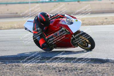 media/Feb-05-2023-Classic Track Day (Sun) [[c35aca4a42]]/Group 2/session 4 turn 4/